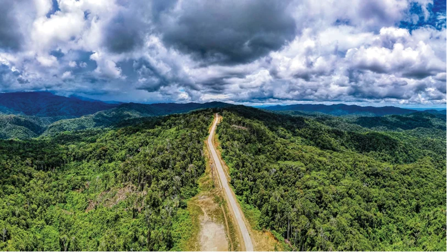 Photo of the main road of Tambrauw sausapor