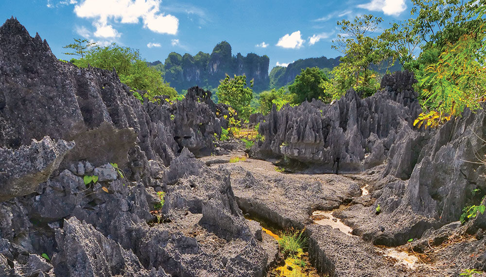 Geopark Pangkep - Kepulauan seribu gua - Photo: Bary Kusuma