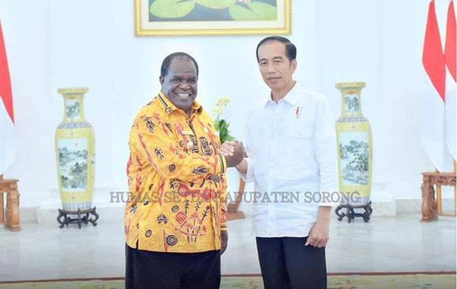 Bersama bapak Presiden Ir. Jokowi di Istana